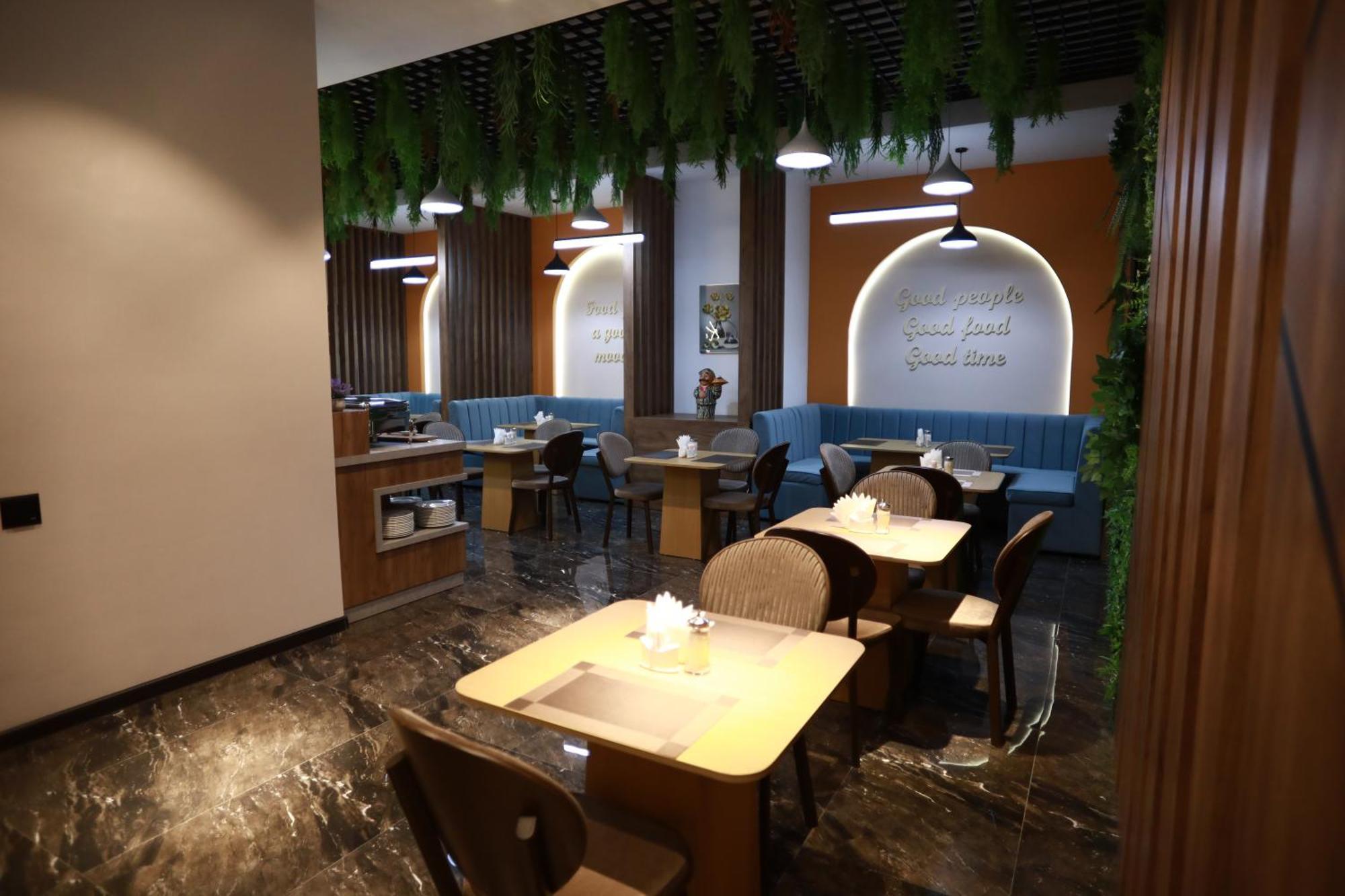 Israhotel Ντουσαμπέ Εξωτερικό φωτογραφία