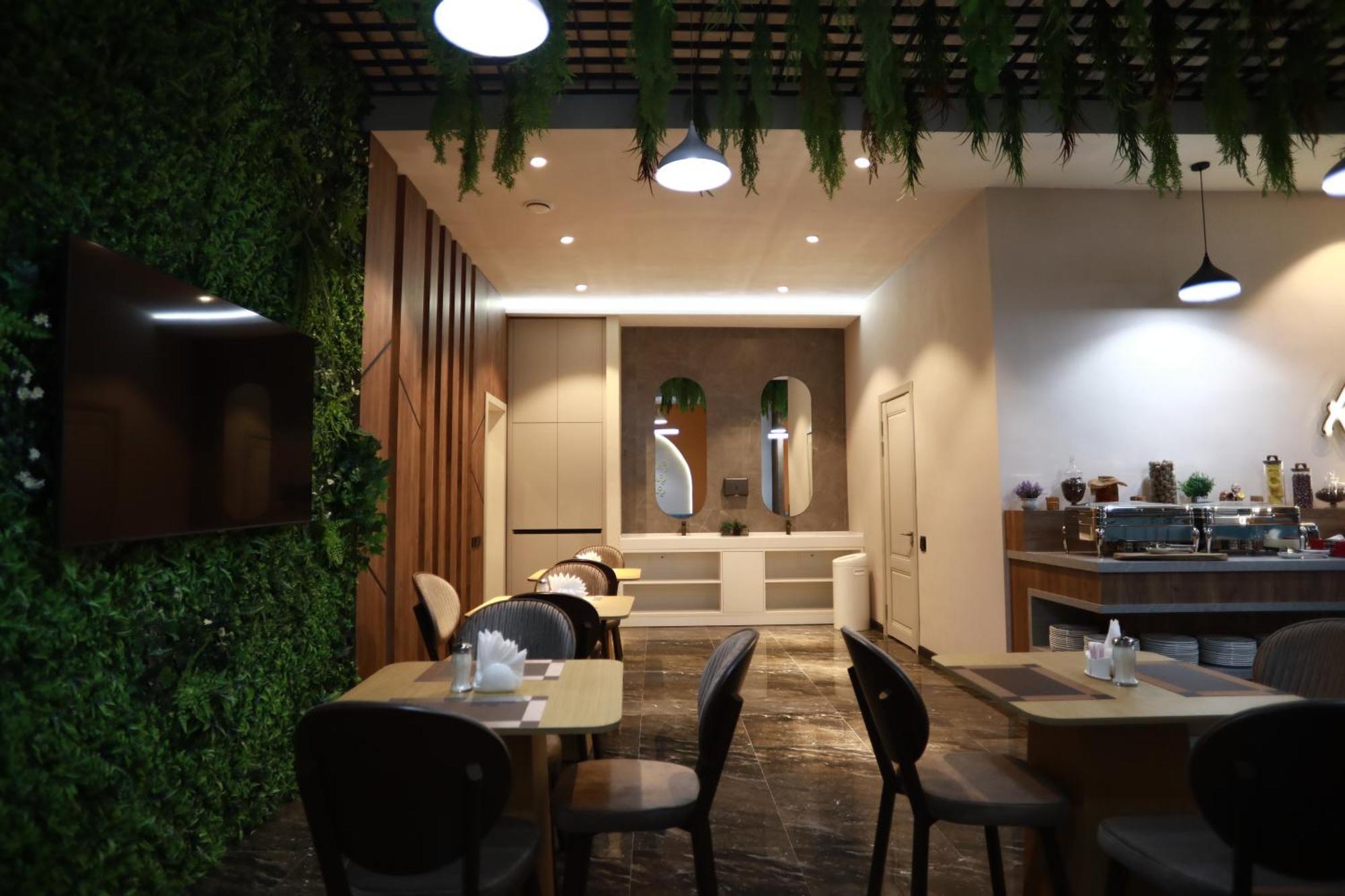 Israhotel Ντουσαμπέ Εξωτερικό φωτογραφία