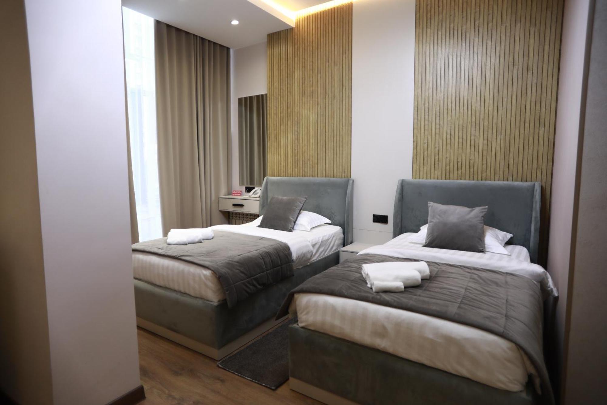 Israhotel Ντουσαμπέ Εξωτερικό φωτογραφία