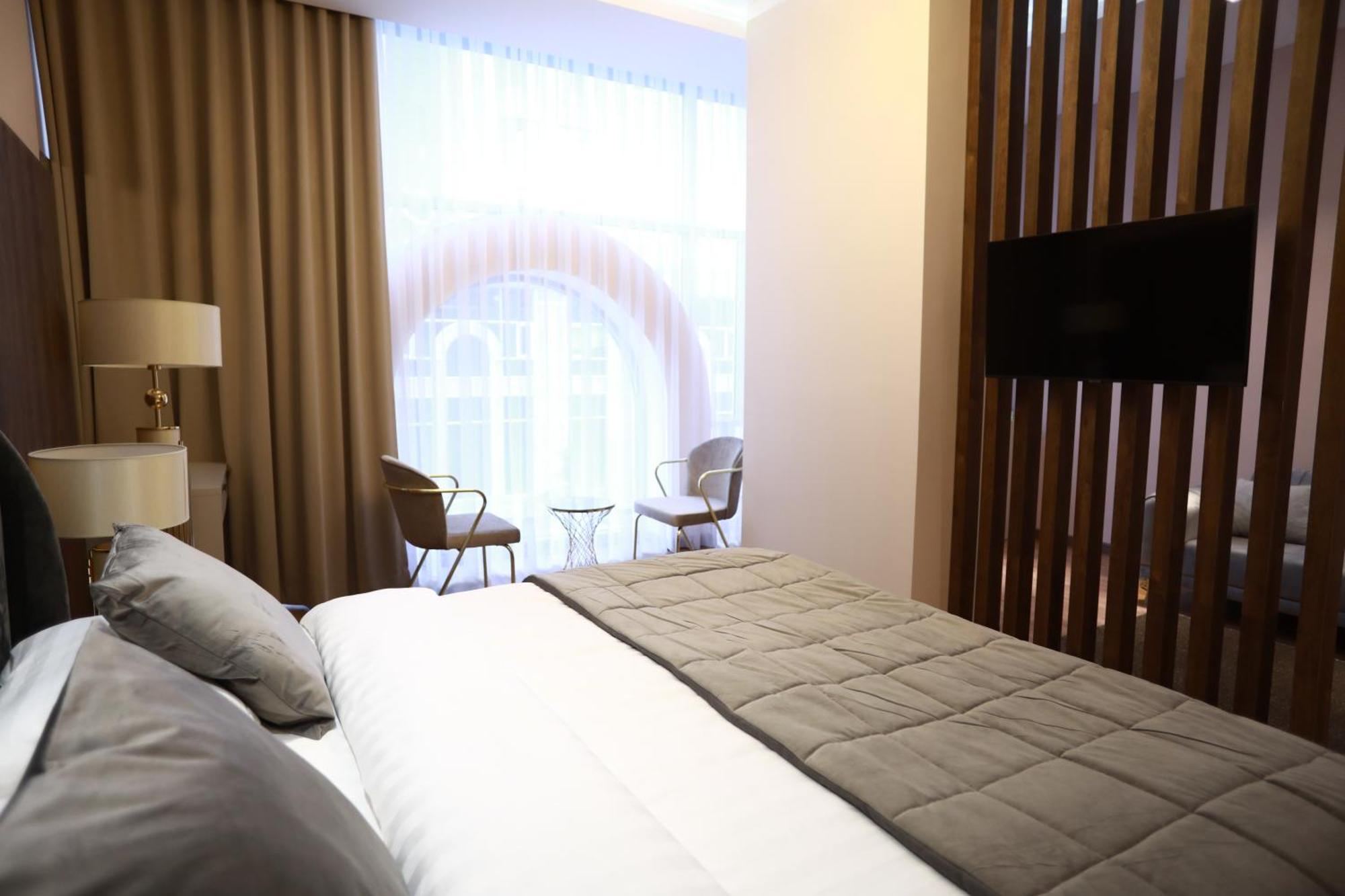 Israhotel Ντουσαμπέ Εξωτερικό φωτογραφία